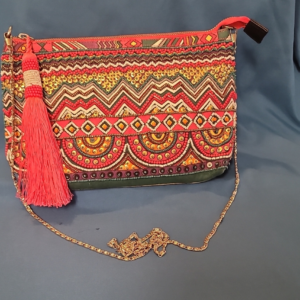 Steve Madden Beaded         Bohemian Multicolor Purse with Pink Tassel - Picture 2 of 9